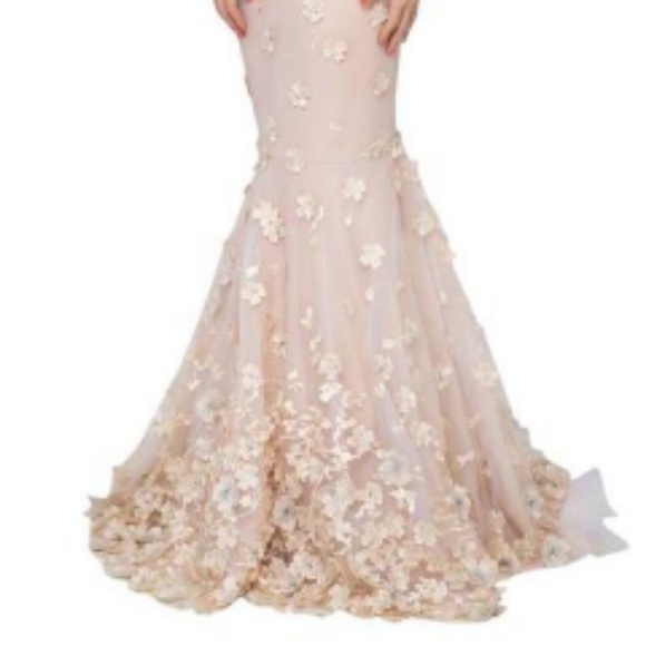 PERFECT SPECIAL OCCASION DRESS !!! - Picture 2 of 6